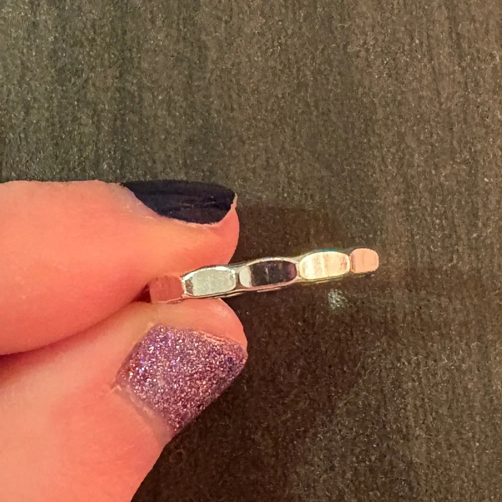Silver stackable faceted ring - approx. Size 7.5 - very gently used - Picture 3 of 3